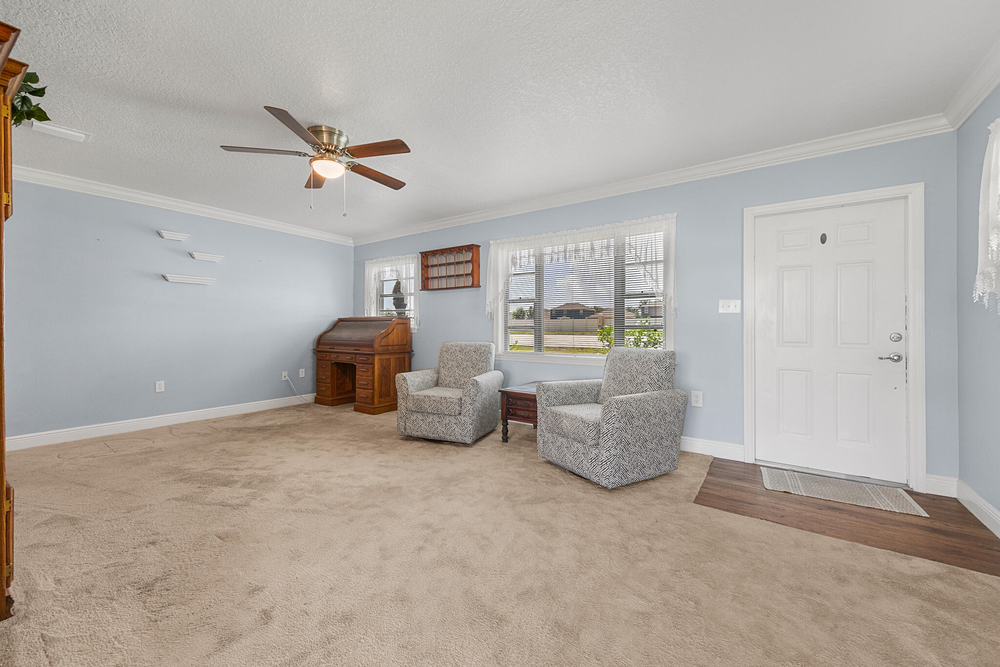 1972 Post Road Melbourne, FL 32935 - Photo 8 of 20 living room
