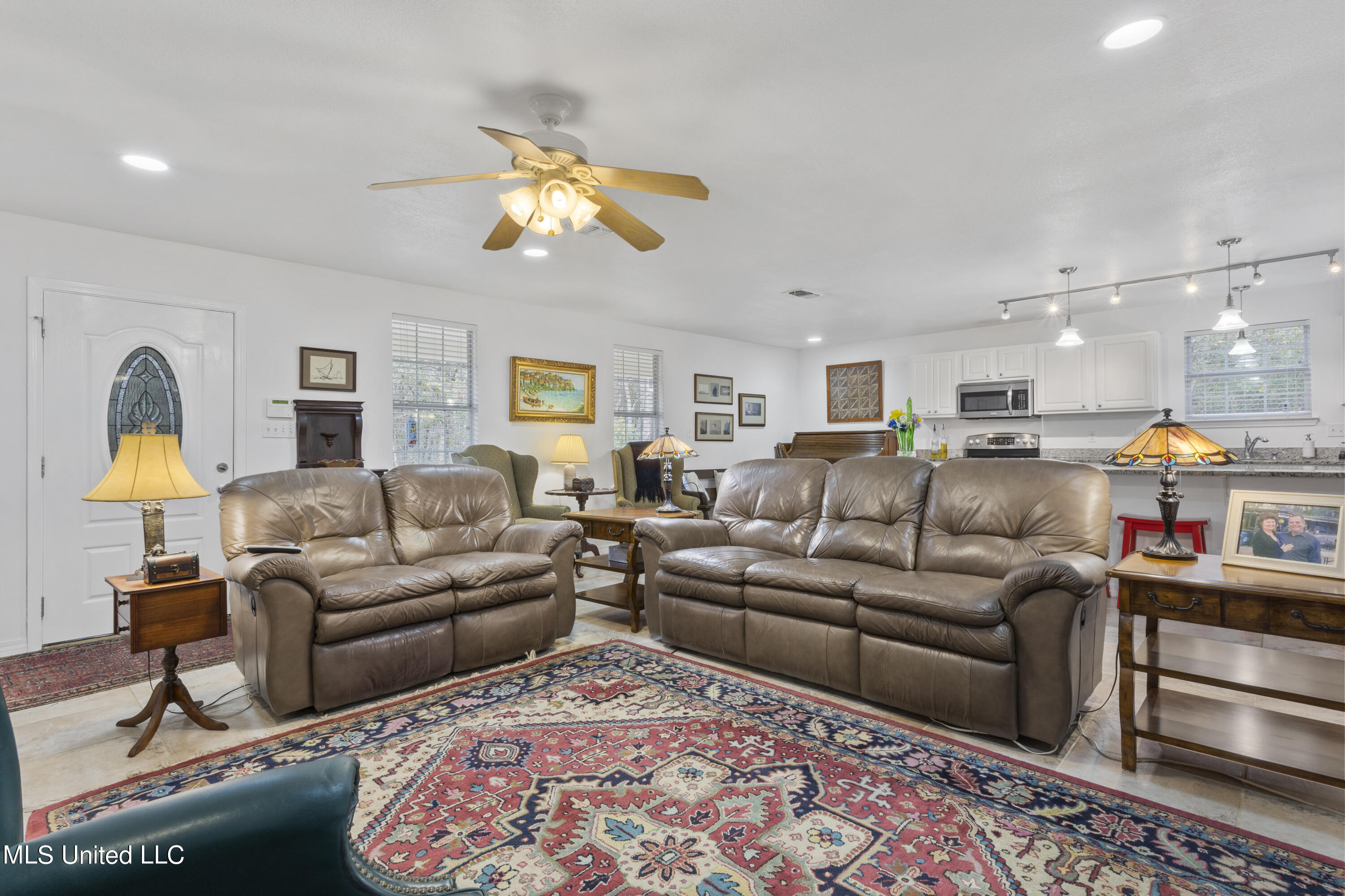 18368 Vic Wertz Road Saucier, MS 39574 - Photo 5 of 29 005