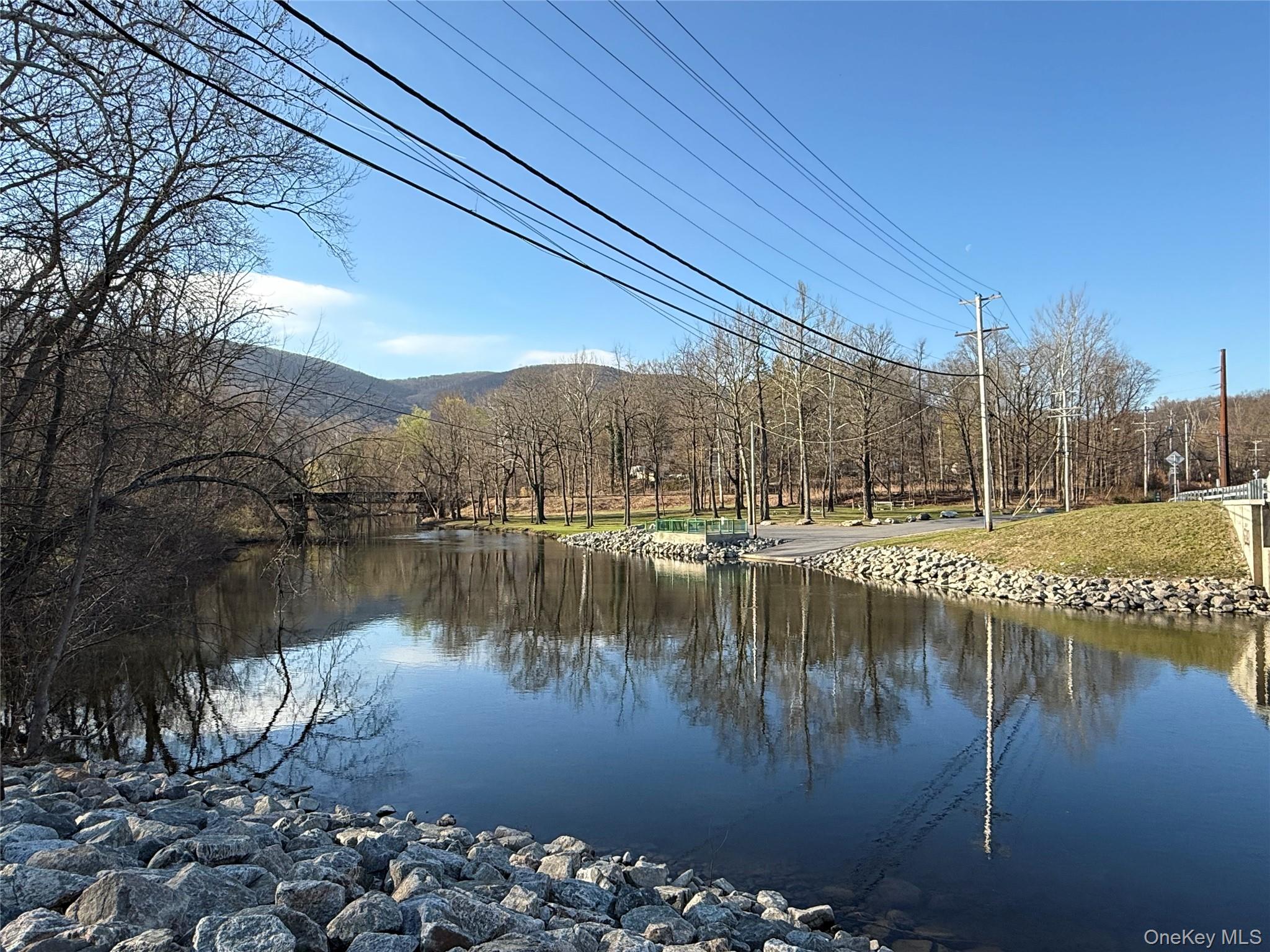 17 Maple Street Beacon, NY 12508 - Photo 3 of 35 a view of lake