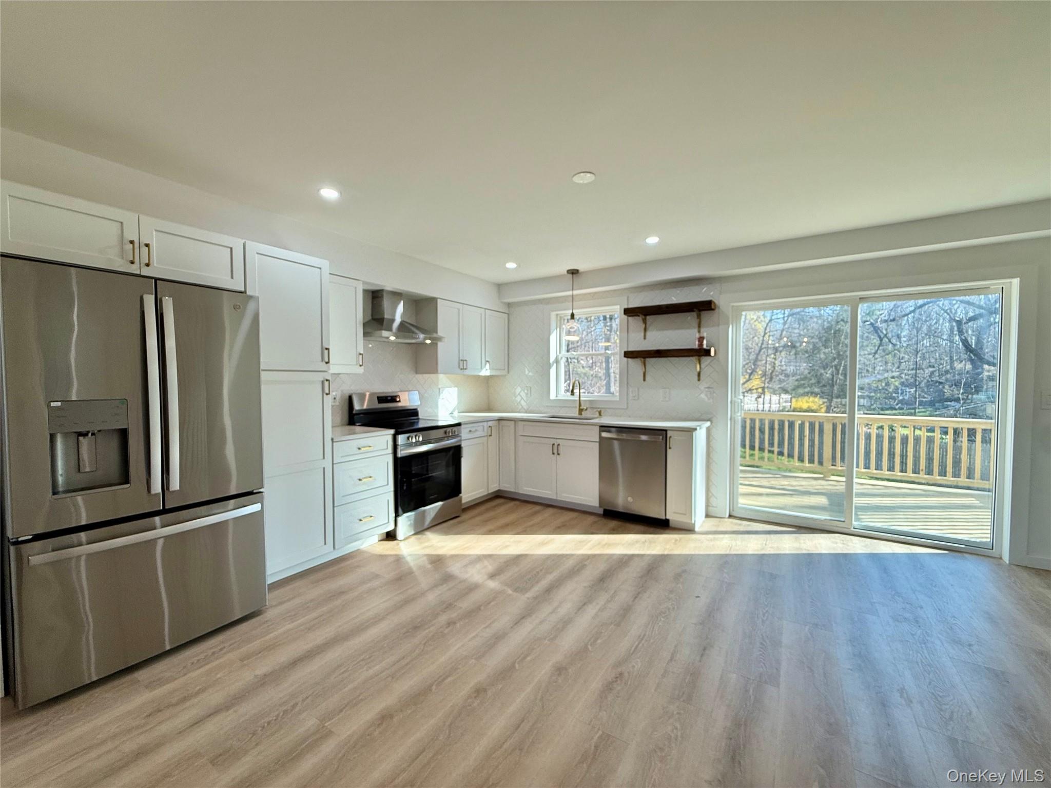 17 Maple Street Beacon, NY 12508 - Photo 4 of 35