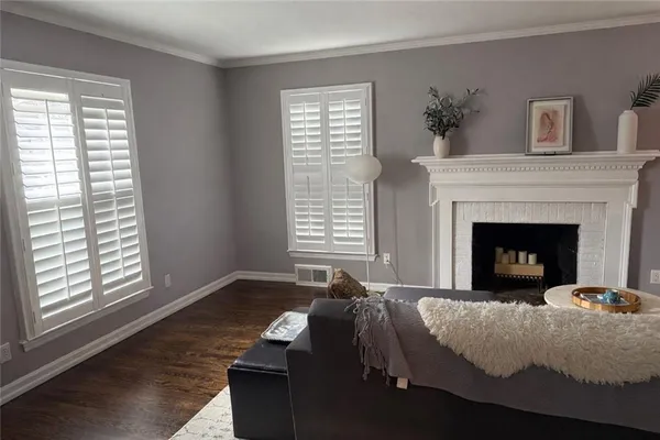 $550,000 | 2114 West 79th Terrace, Prairie Village, KS 66208