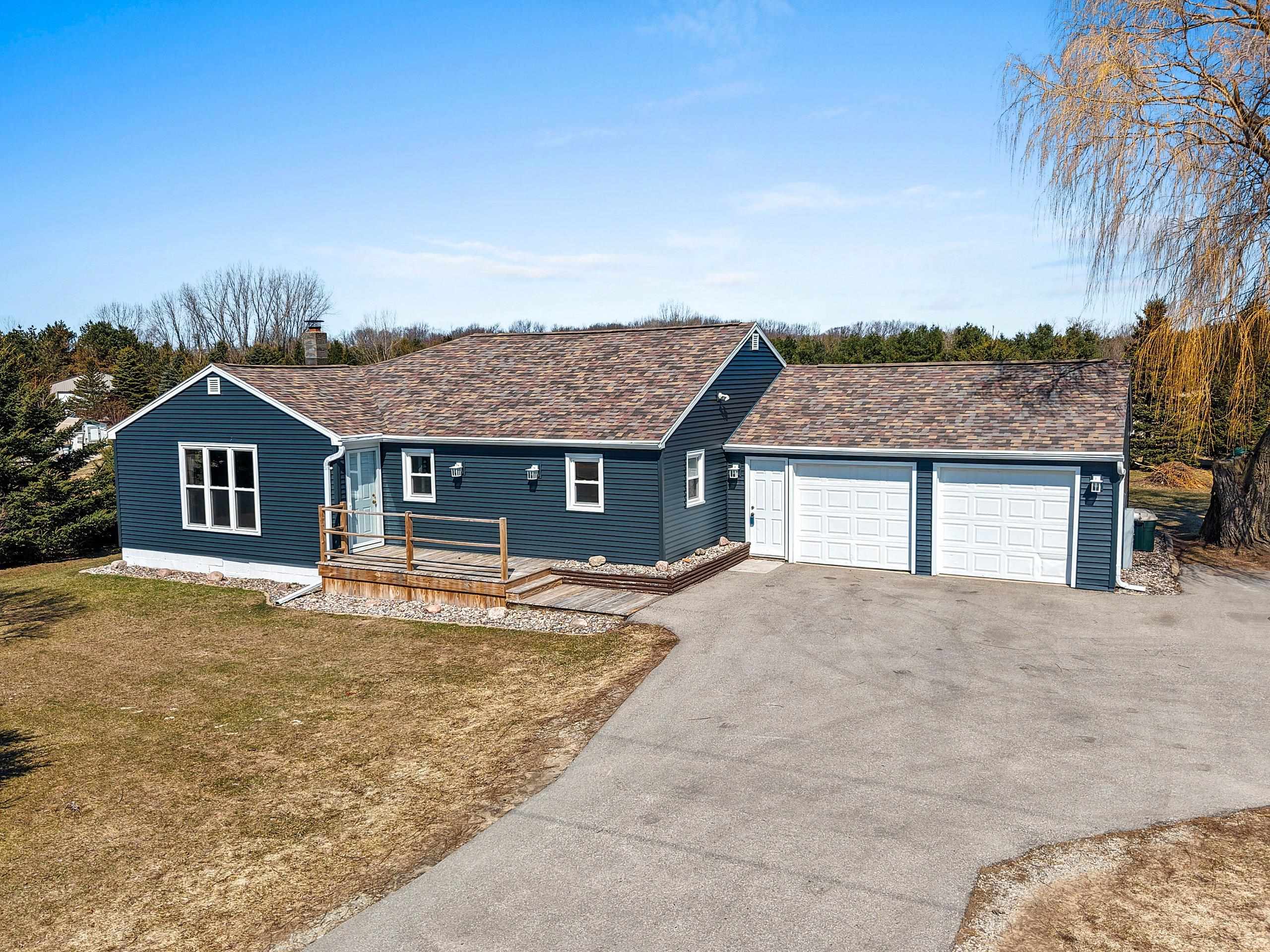 7838 North Brown County Line Road Pulaski, WI 54162 - Photo 1 of 61