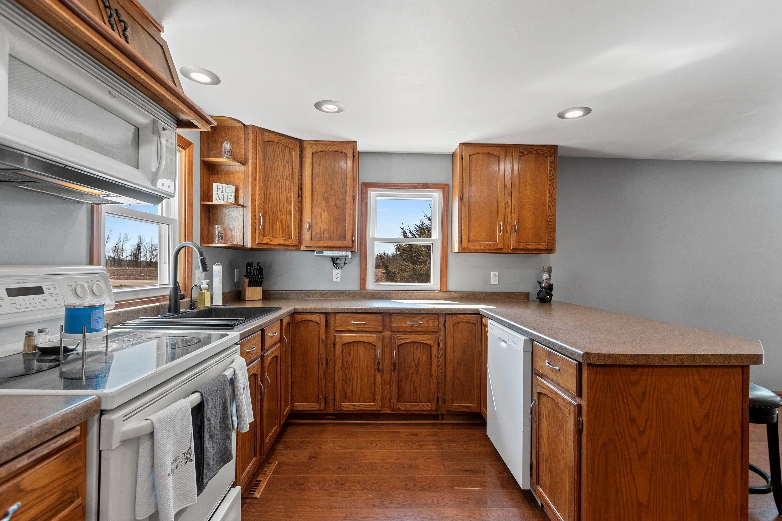 7838 North Brown County Line Road Pulaski, WI 54162 - Photo 12 of 61