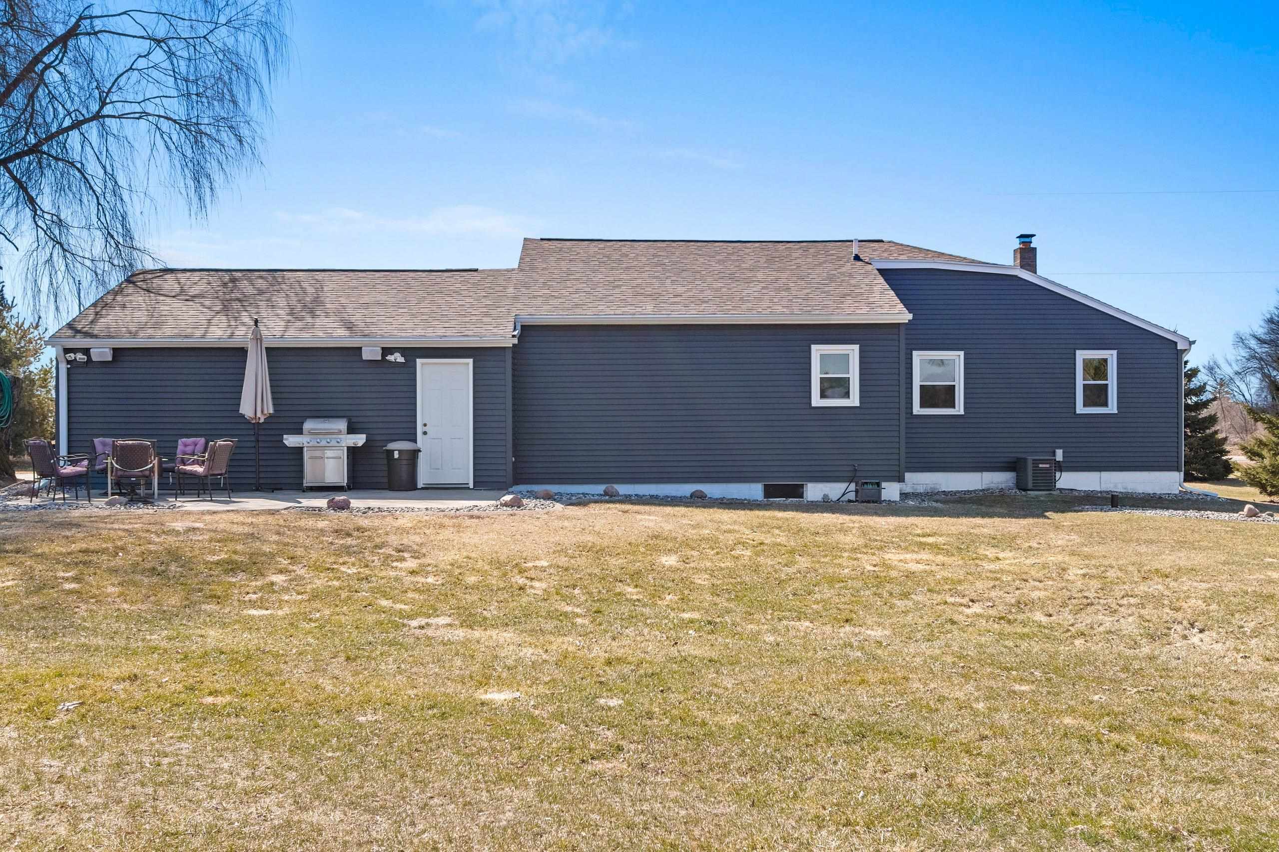 7838 North Brown County Line Road Pulaski, WI 54162 - Photo 33 of 61