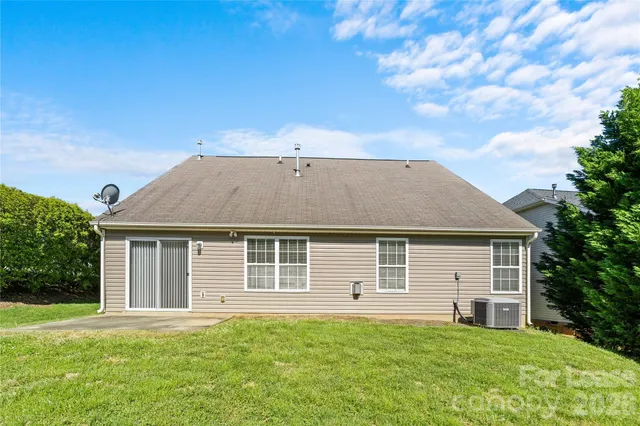 a view of a park entertaining space