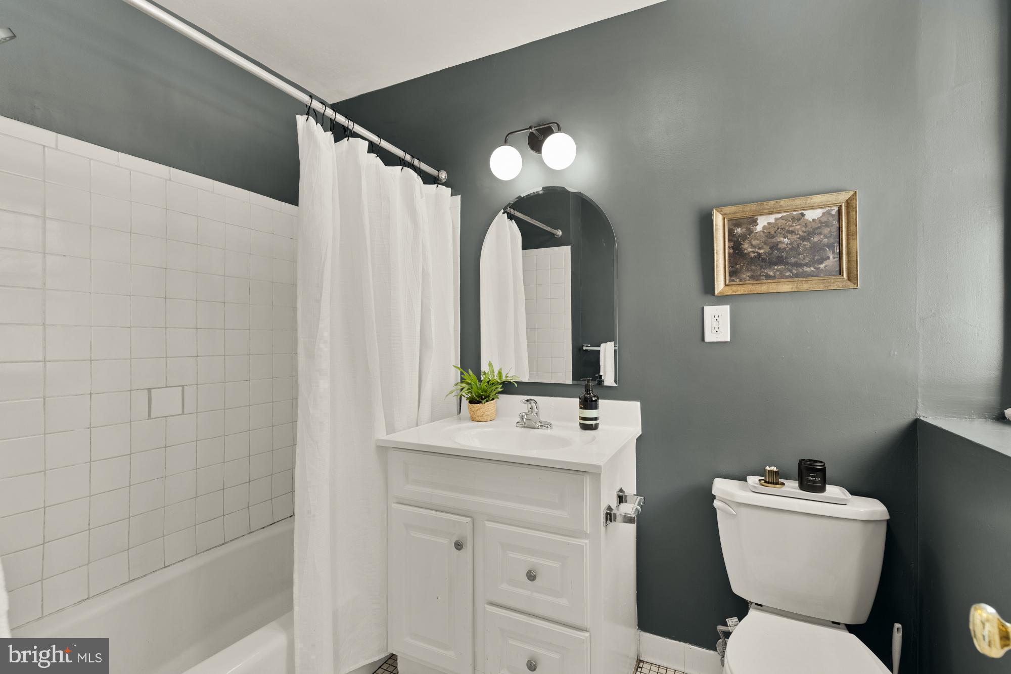 3426 16th Street Northwest, Unit 101 Washington, DC 20010 - Photo 26 of 38 Second full bath