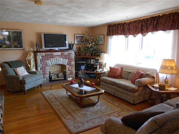 19 Skyview Road, Unit 1 Randolph, MA 02368 - Photo 7 of 20 Gallery Image 7