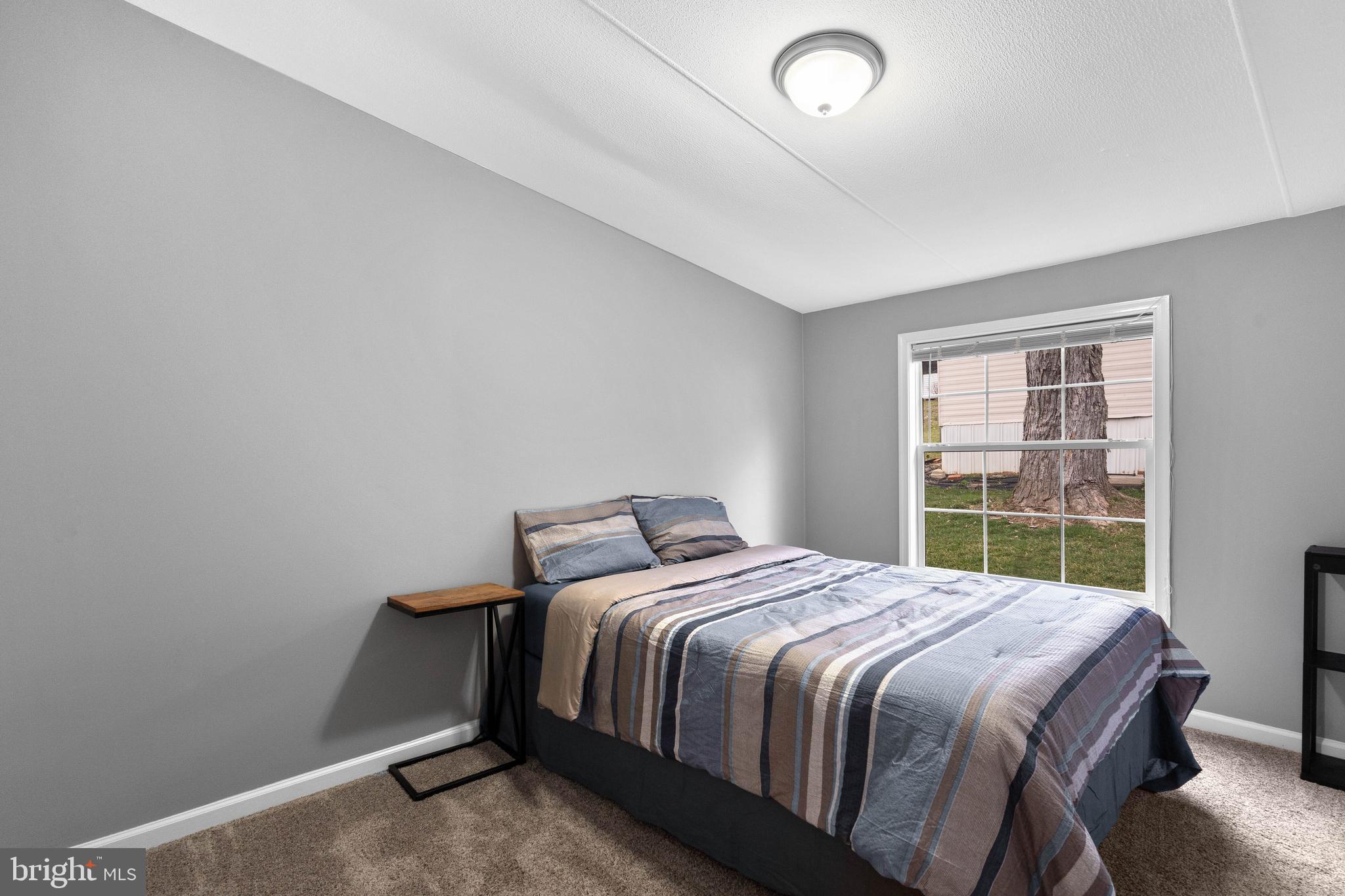 7835 East Hill Road Mount Airy, MD 21771 - Photo 18 of 25 Bedroom