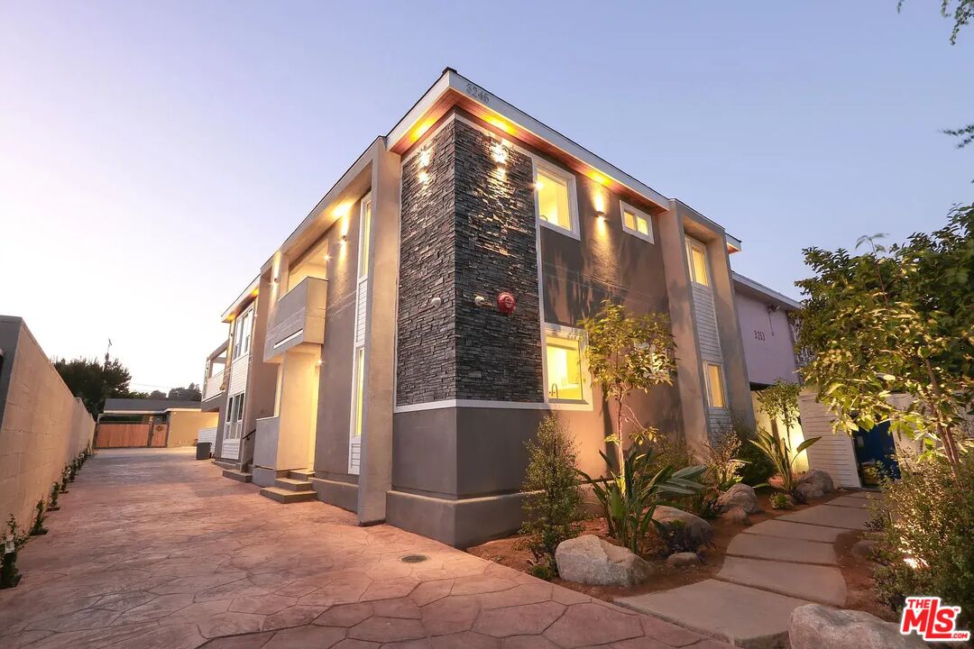 3245 Drew Street Los Angeles, CA 90065 - Photo 2 of 7 a front view of a house