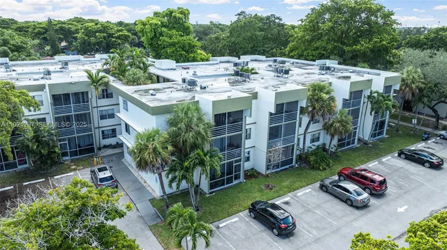 a car parked in front of a building