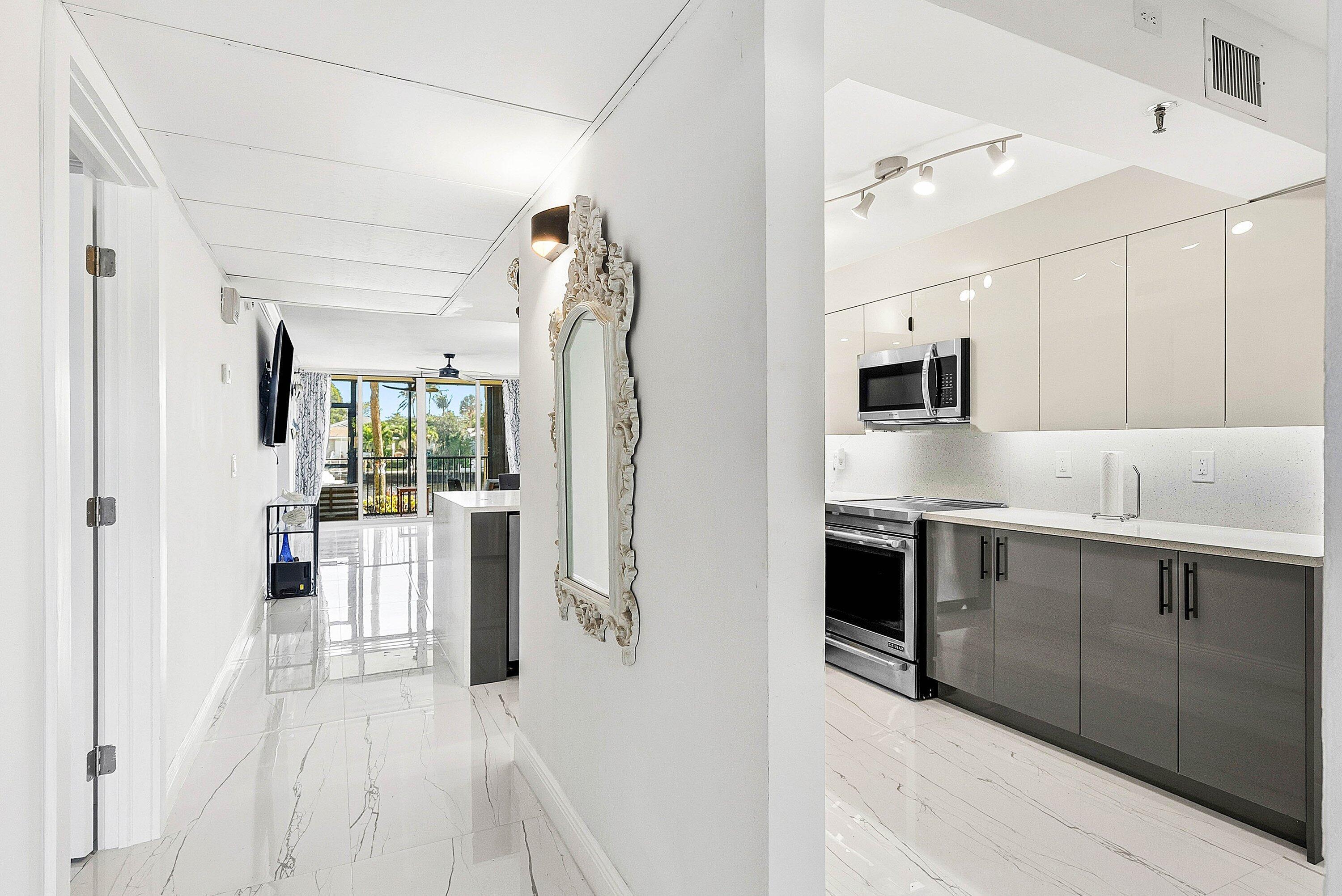 18 Royal Palm Way, Unit 109 Boca Raton, FL 33432 - Photo 11 of 45 002-18RoyalPalmWay-109-BocaRaton-FL-3343