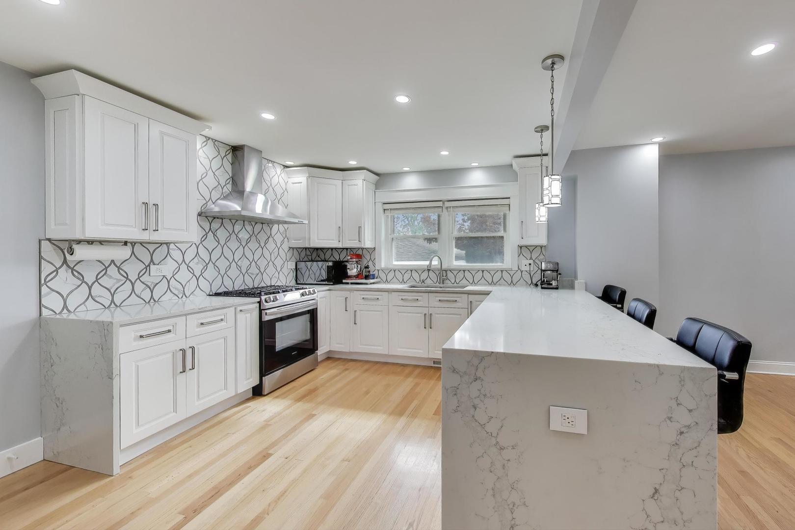 8313 Ballard Road Niles, IL 60714 - Photo 8 of 52 Gallery Image 8