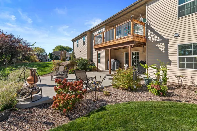 $500,000 | 303 Honeycrisp Drive, Beaver Dam, WI 53916