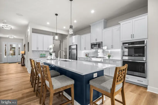 $2,145,000 | 7505 Magarity Road, Falls Church, VA 22043