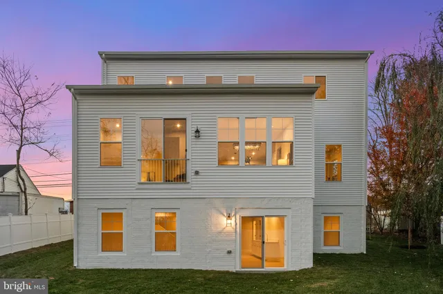 $2,145,000 | 7505 Magarity Road, Falls Church, VA 22043