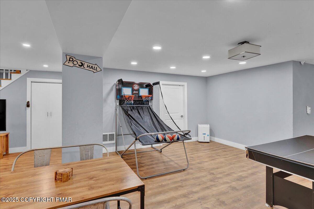 3118 Cherry Ridge Road Bushkill, PA 18324 - Photo 29 of 51 a living room with game table