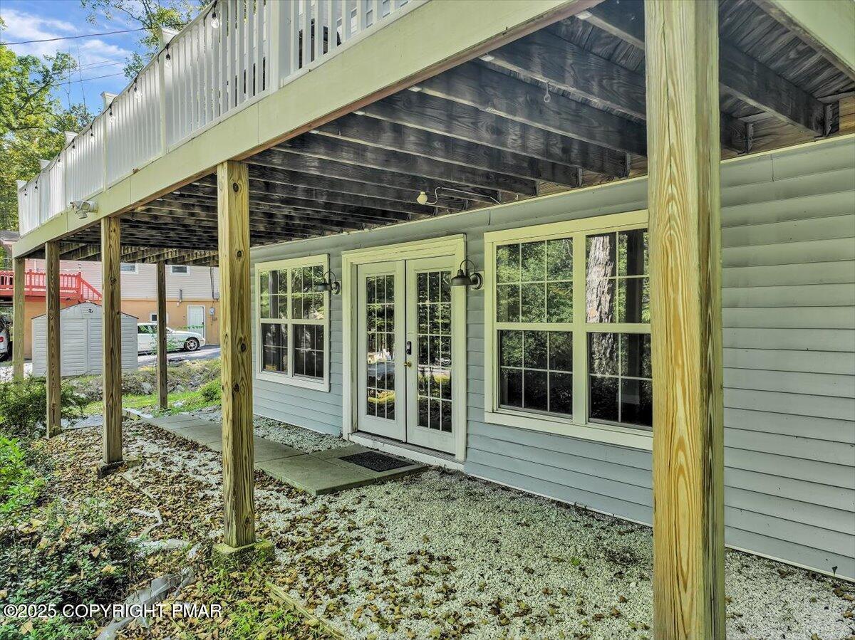3118 Cherry Ridge Road Bushkill, PA 18324 - Photo 33 of 51 a view of a porch with windows