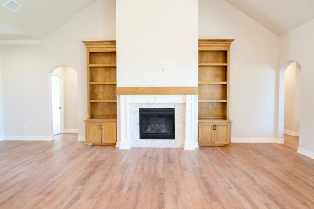 4612 138th Place Lubbock, TX 79424 - Photo 2 of 17 28-DSC01002