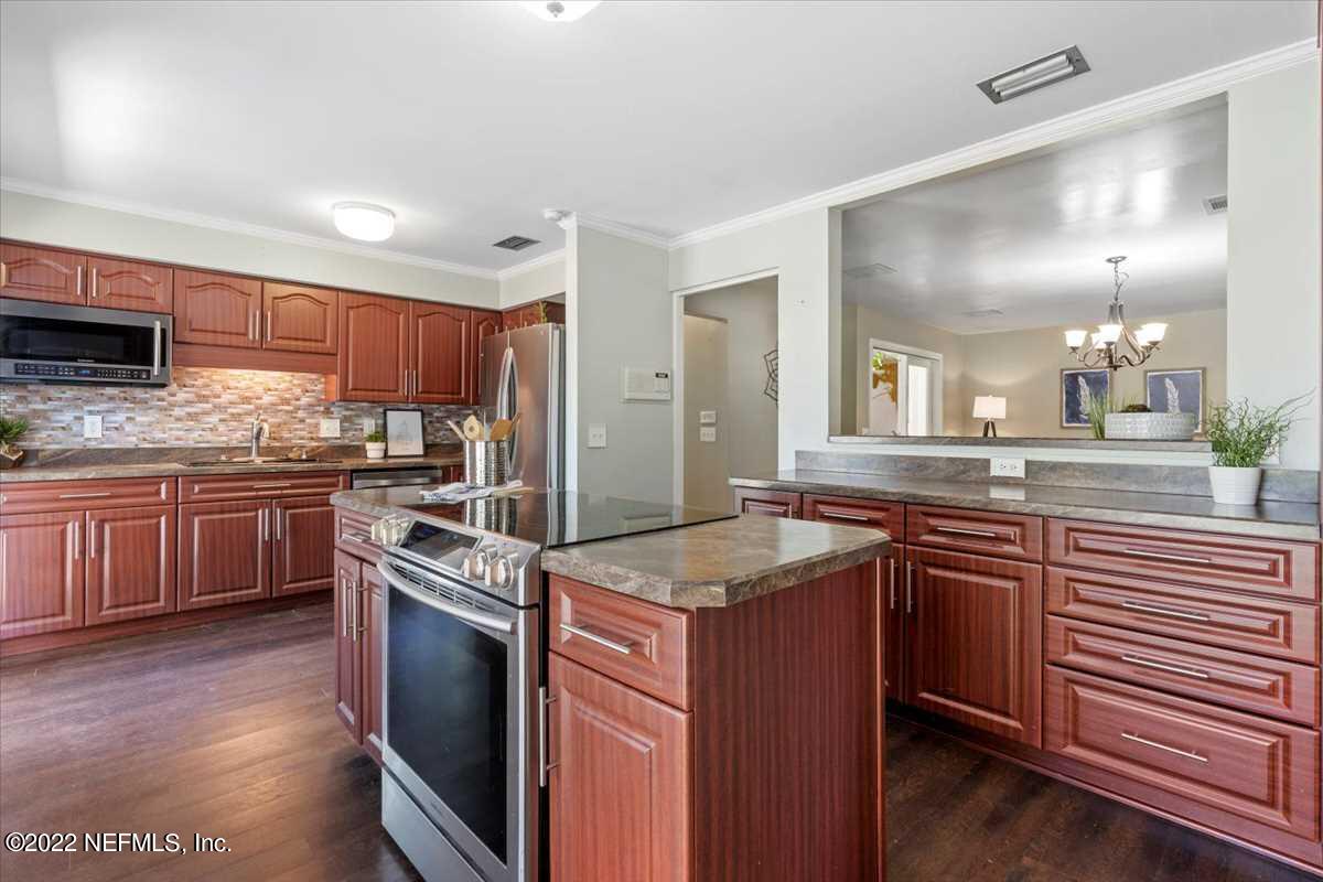 9931 Haley Road Jacksonville, FL 32257 - Photo 12 of 35 12-Kitchen