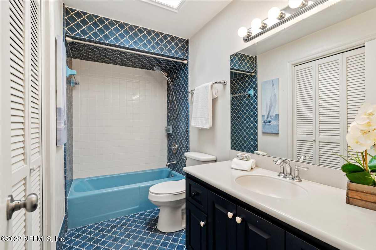 9931 Haley Road Jacksonville, FL 32257 - Photo 30 of 35 30-Guest Bath