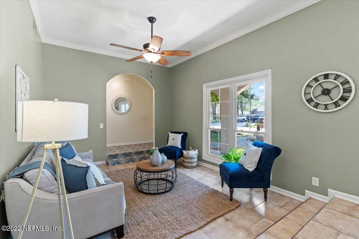 9931 Haley Road Jacksonville, FL 32257 - Photo 7 of 35 07-Living Room