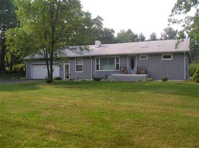 2653 Huntly Road Niles, MI 49120 - Photo 1 of 12 Primary Photo