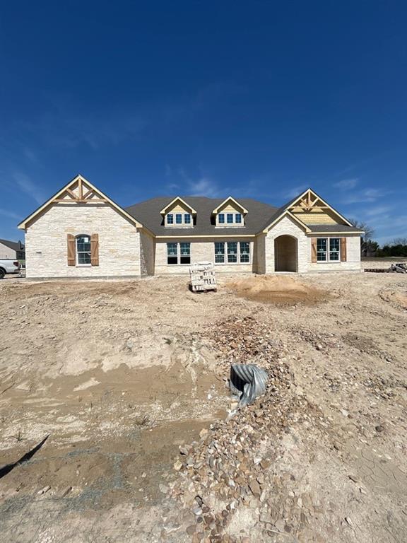 1000 Perrin Lane Van Alstyne, TX 75495 - Photo 1 of 5 a front view of a house with a yard