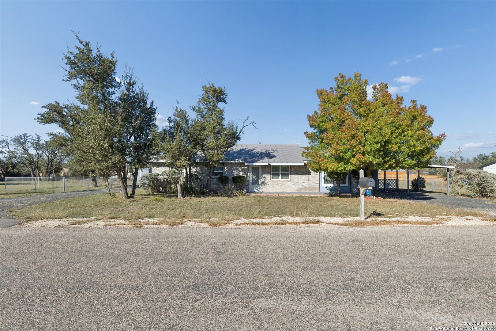 92 Turkey Drive Harper, TX 78631 - Photo 2 of 47