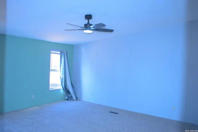 $260,000 | 290 Crestfield Drive, Pleasanton, TX 78064