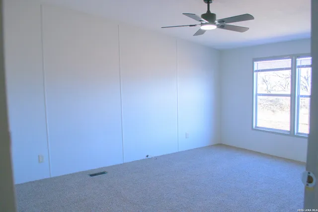 $260,000 | 290 Crestfield Drive, Pleasanton, TX 78064