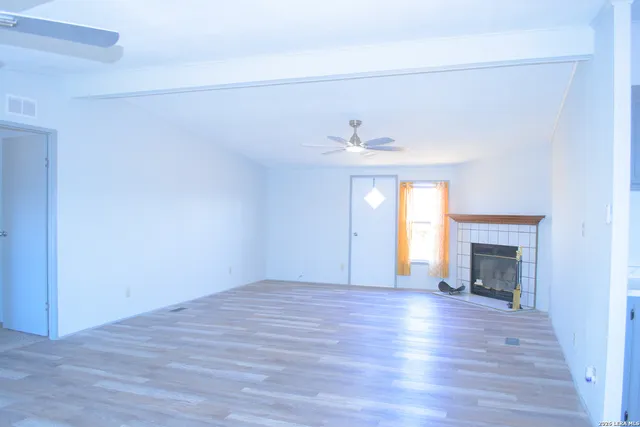 $260,000 | 290 Crestfield Drive, Pleasanton, TX 78064