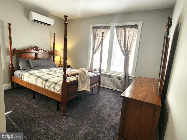 $1,575 | 39 North Wells Avenue, Glenolden, PA 19036