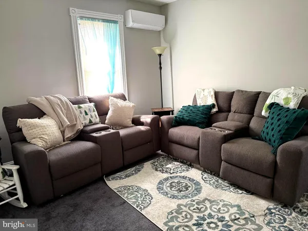 $1,575 | 39 North Wells Avenue, Glenolden, PA 19036