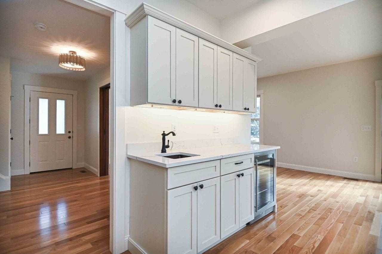 11 Rogers Road Kittery, ME 03904 - Photo 12 of 50