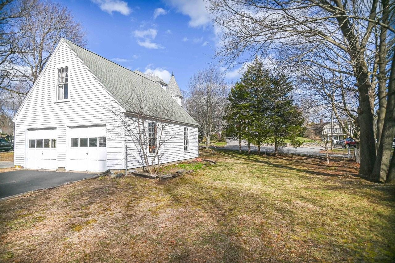 11 Rogers Road Kittery, ME 03904 - Photo 43 of 50