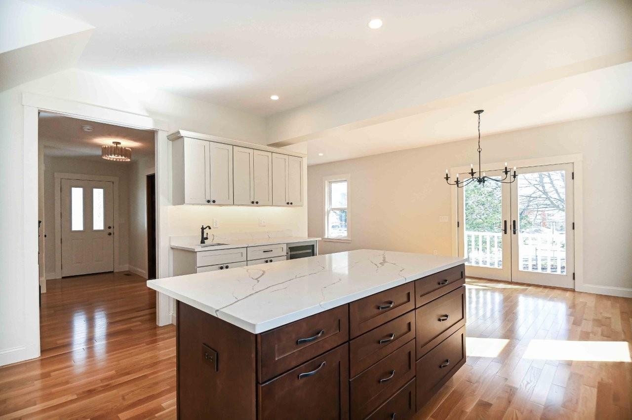 11 Rogers Road Kittery, ME 03904 - Photo 6 of 50