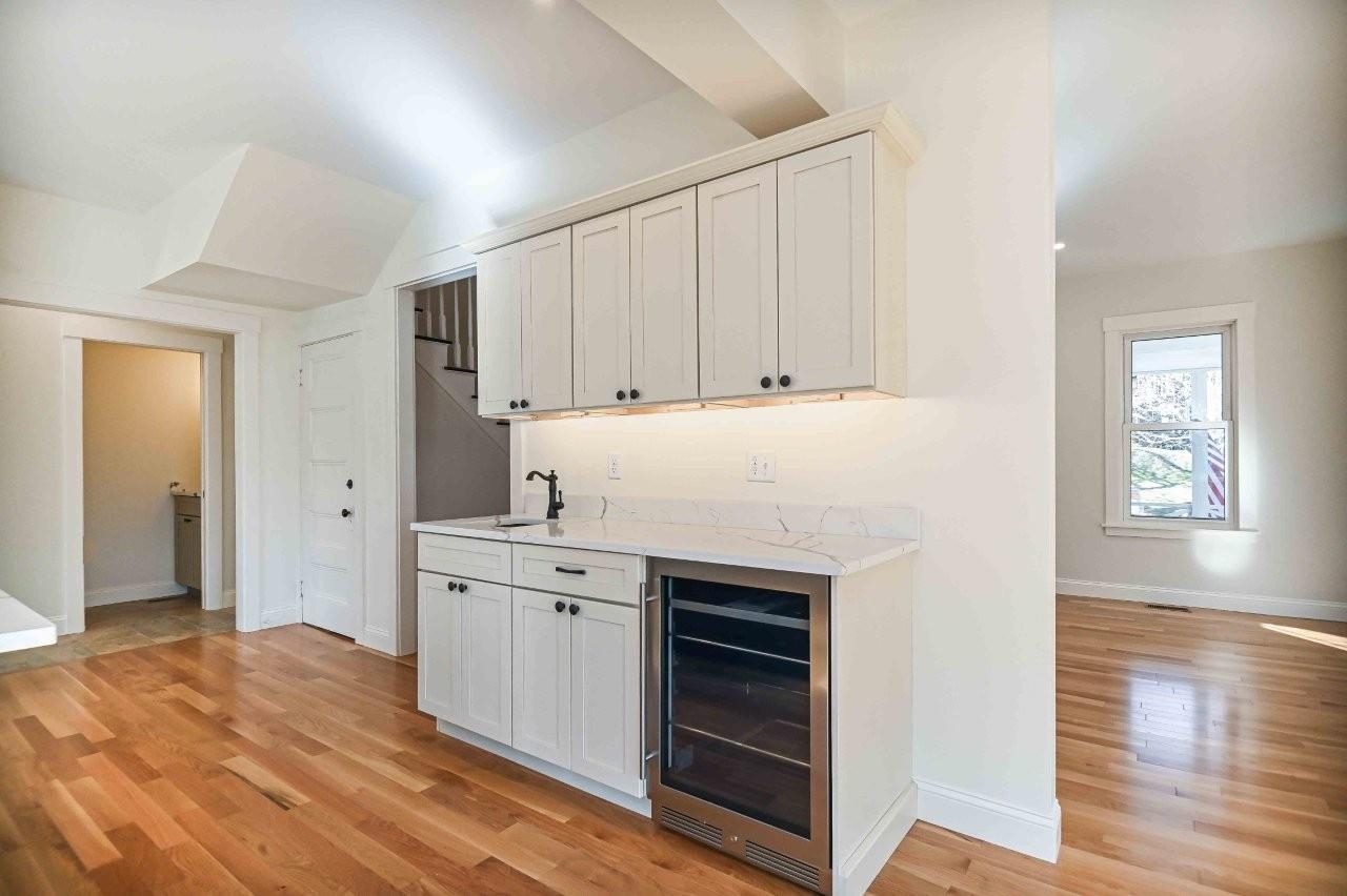 11 Rogers Road Kittery, ME 03904 - Photo 9 of 50