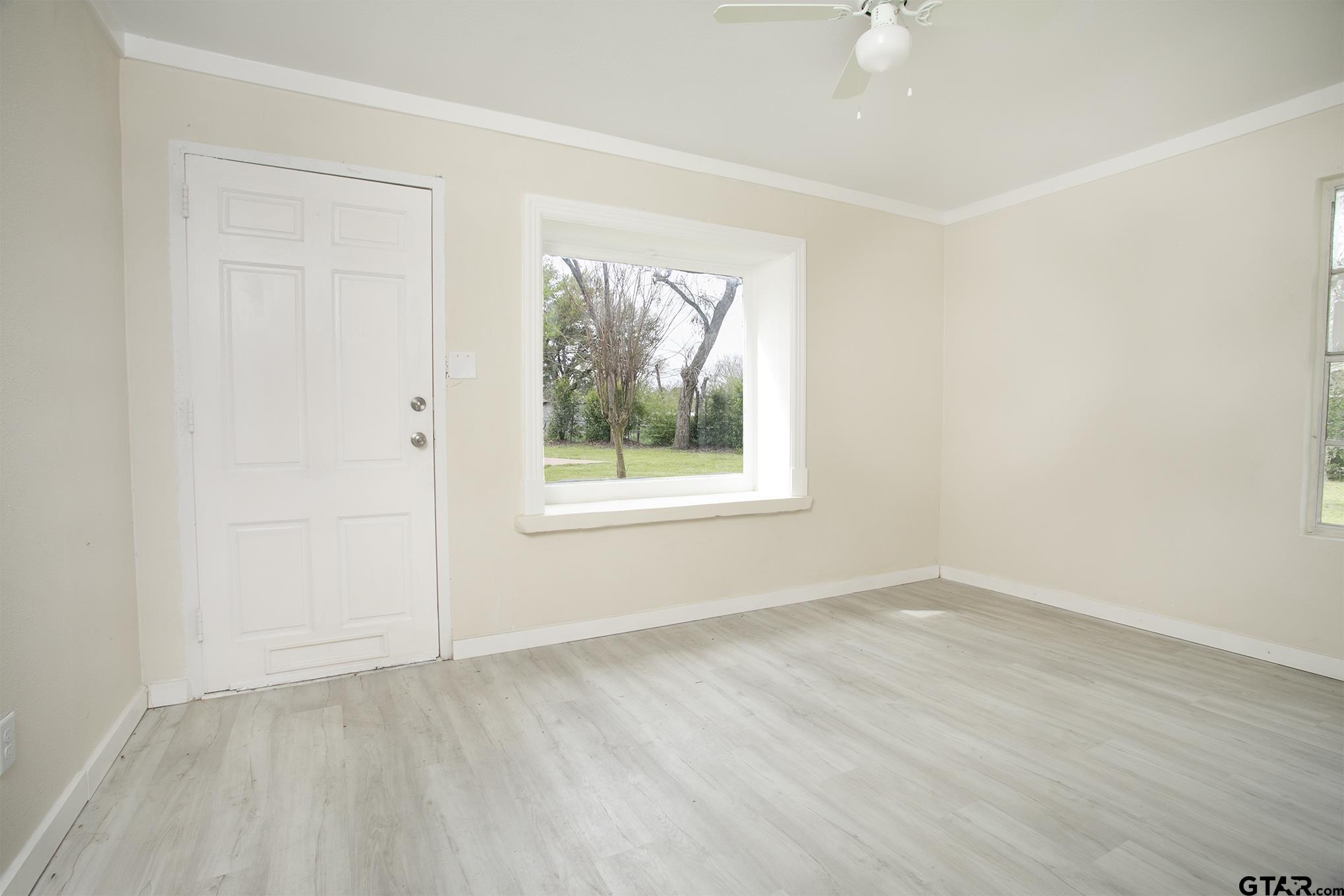 2007 Lee Street Tyler, TX 75702 - Photo 11 of 32