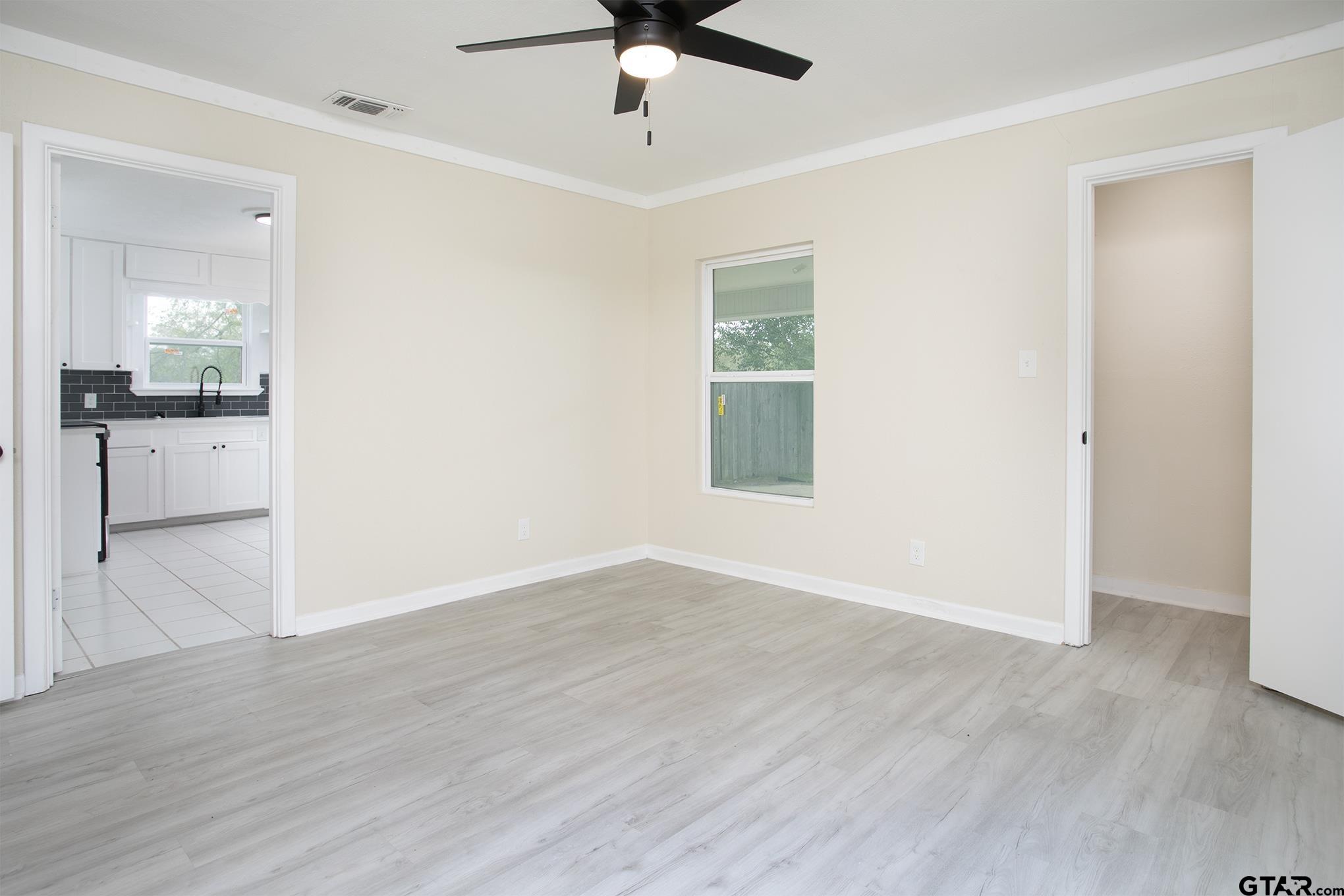 2007 Lee Street Tyler, TX 75702 - Photo 12 of 32