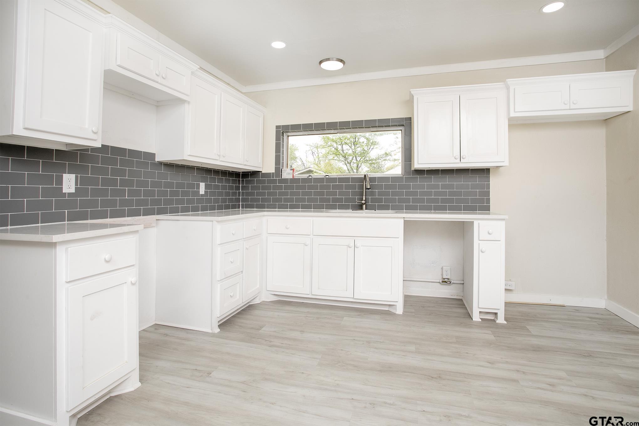 2007 Lee Street Tyler, TX 75702 - Photo 22 of 32