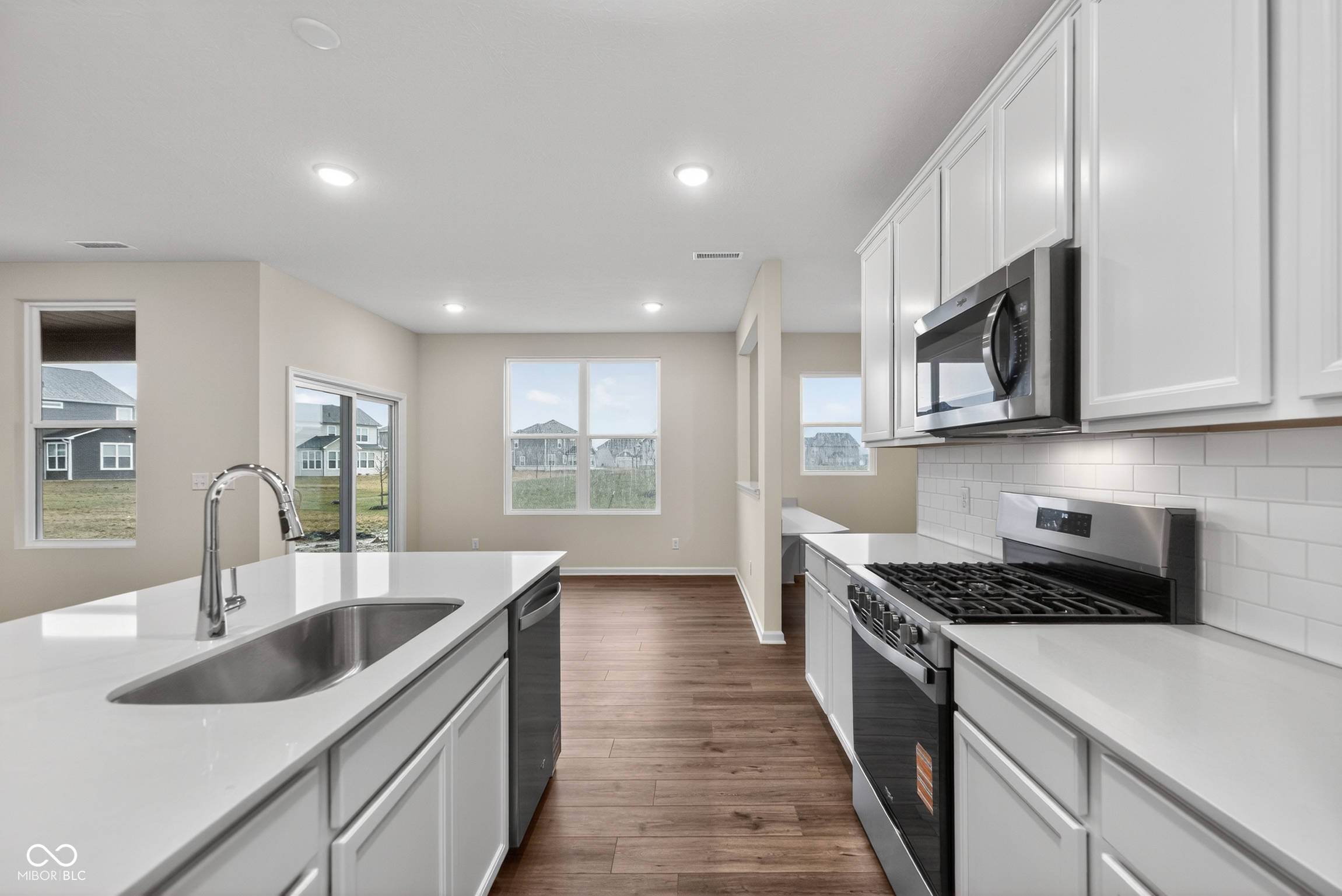 575 Corbin Way Avon, IN 46123 - Photo 12 of 41