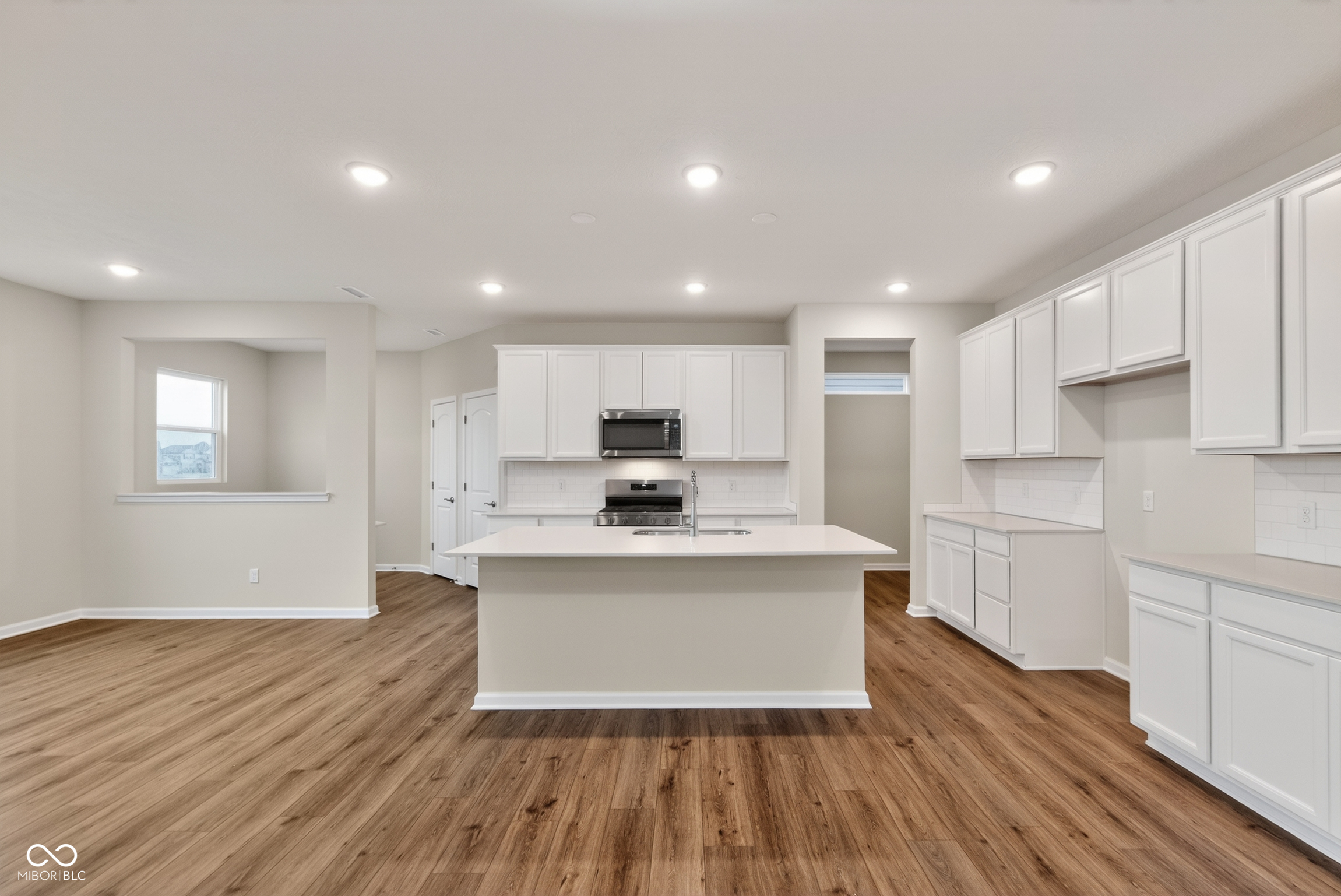 575 Corbin Way Avon, IN 46123 - Photo 10 of 41