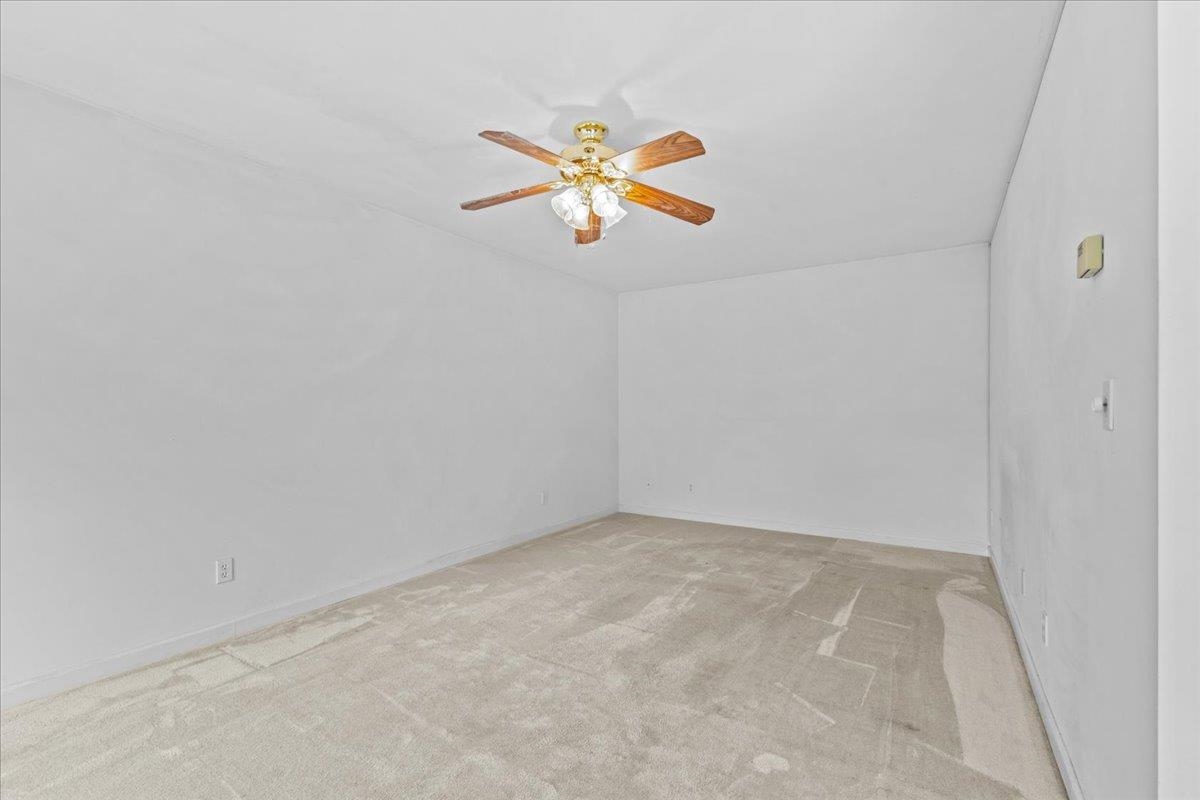 83 Chelsea Place Williston, VT 05495 - Photo 15 of 35