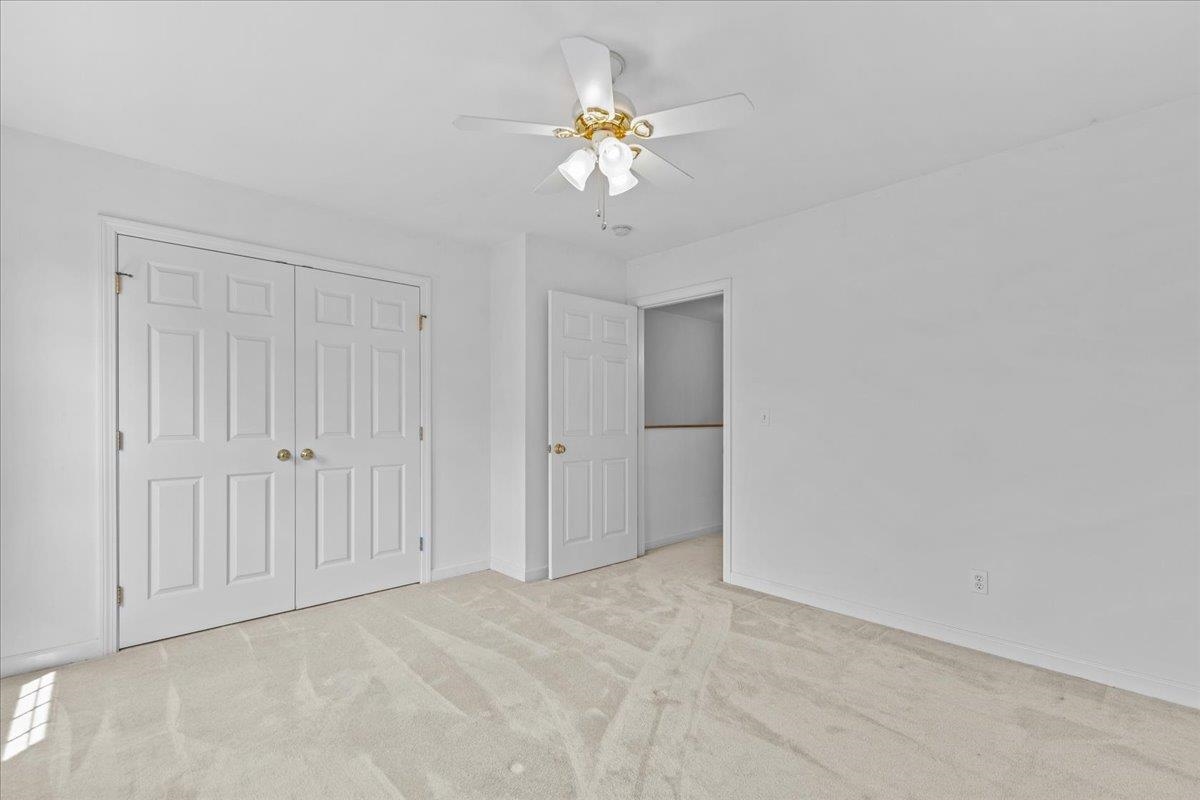 83 Chelsea Place Williston, VT 05495 - Photo 23 of 35