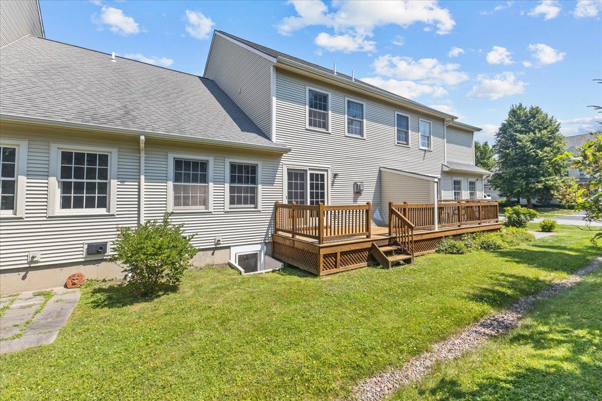 83 Chelsea Place Williston, VT 05495 - Photo 32 of 35