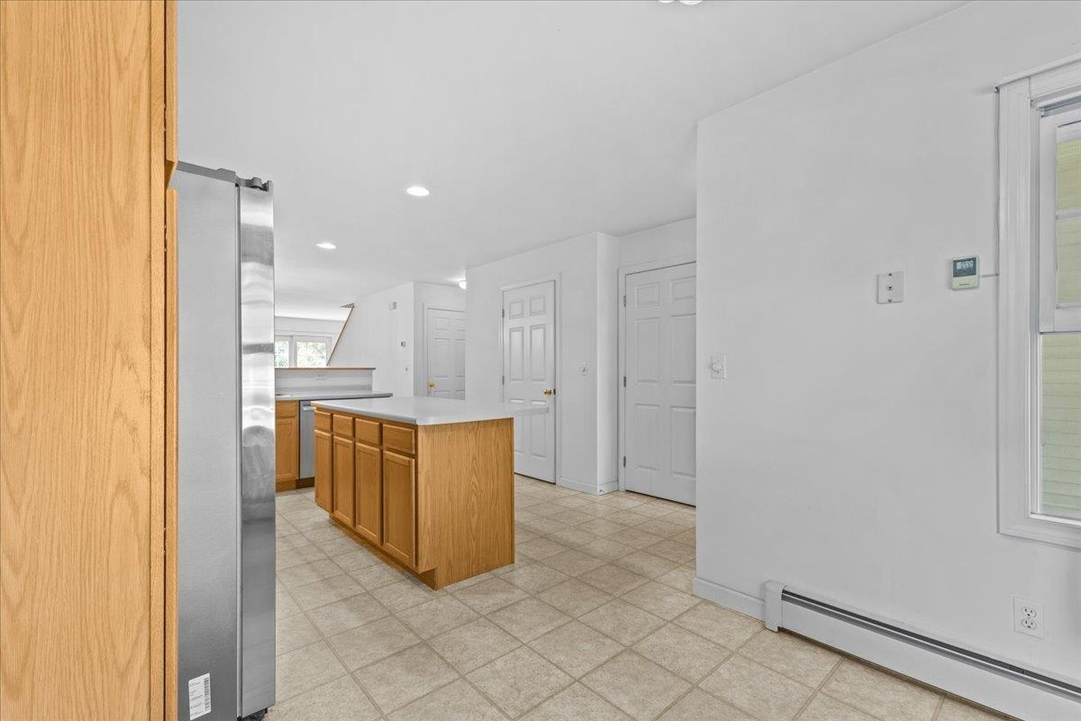 83 Chelsea Place Williston, VT 05495 - Photo 8 of 35