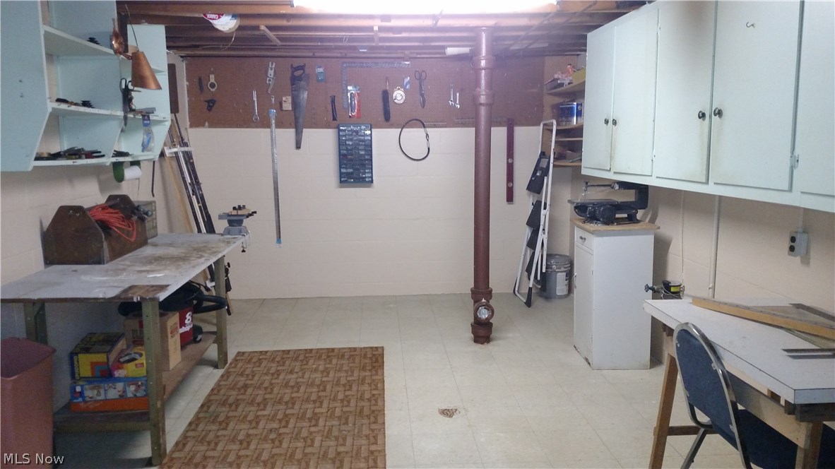 640 Robinson Road Campbell, OH 44405 - Photo 17 of 19 Gallery Image 17