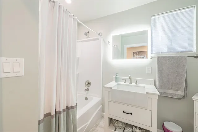 $940,000 | 2548 East Washington Street, Carson, CA 90810