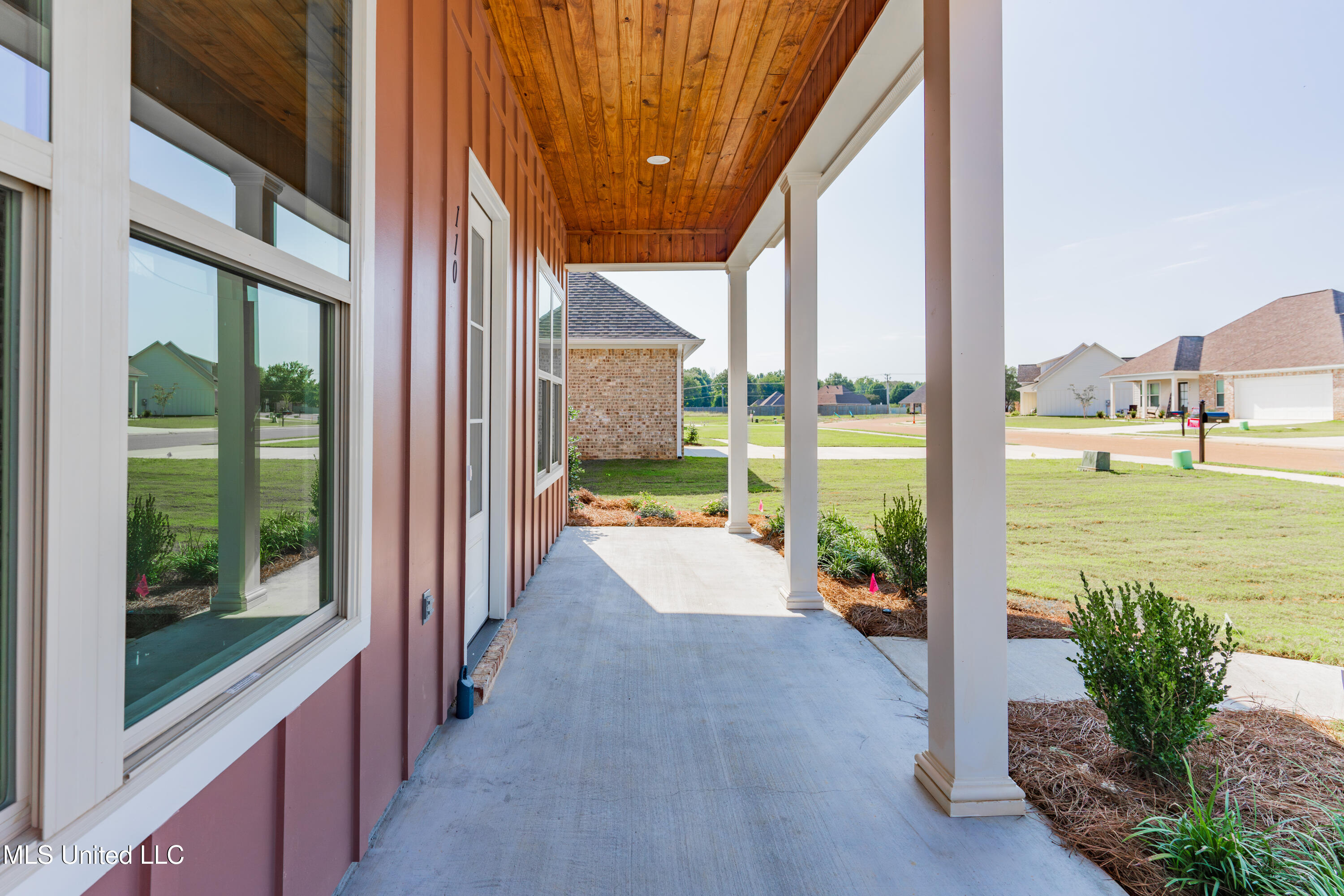 110 Trace Pointe Place Clinton, MS 39056 - Photo 2 of 46 9-Front(8)