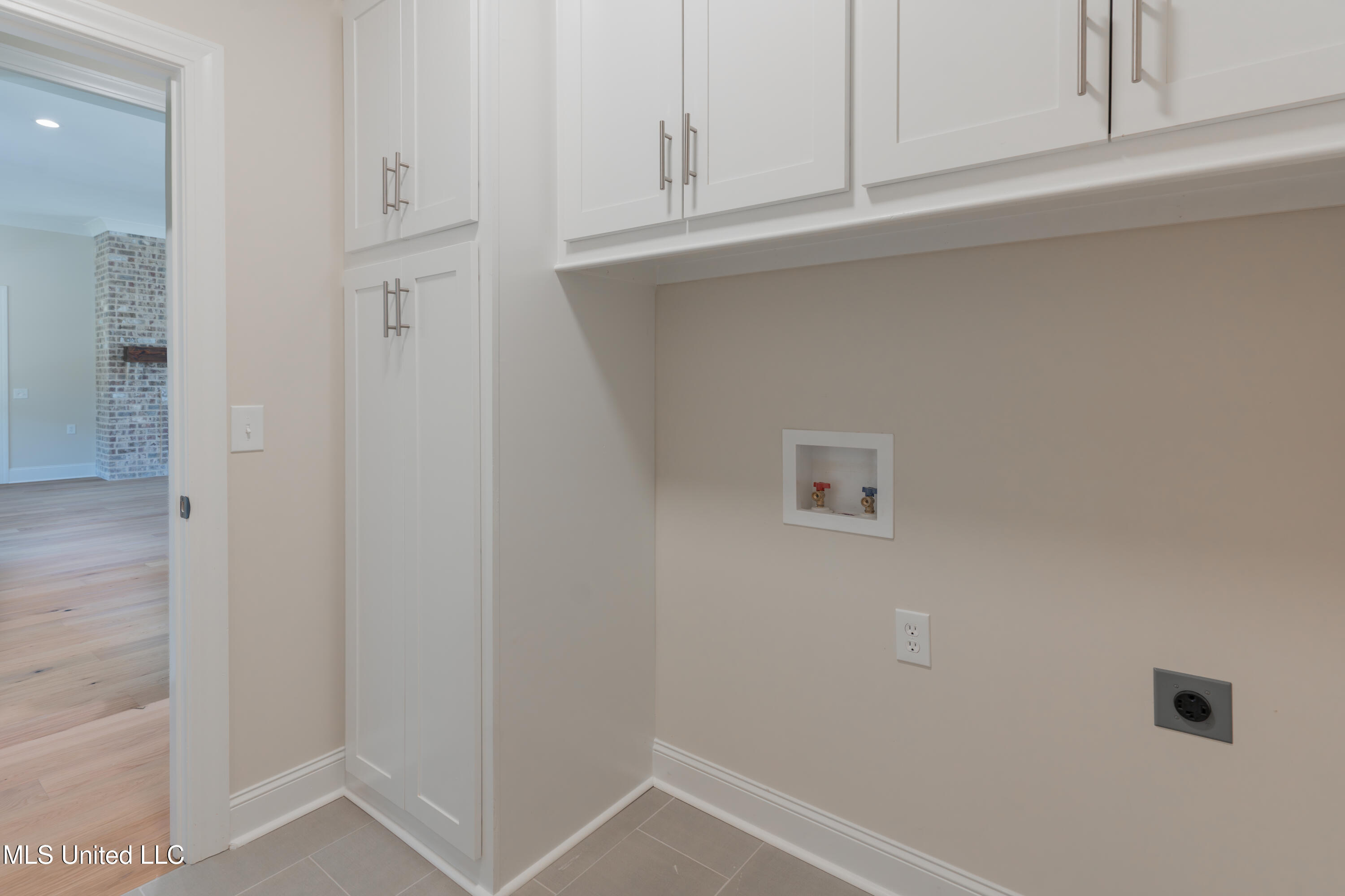 110 Trace Pointe Place Clinton, MS 39056 - Photo 21 of 46 32-LaundryRoom(2)